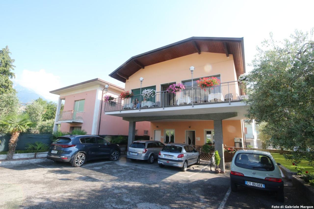 B&B Casa Wanda Since 1999 Riva del Garda Esterno foto