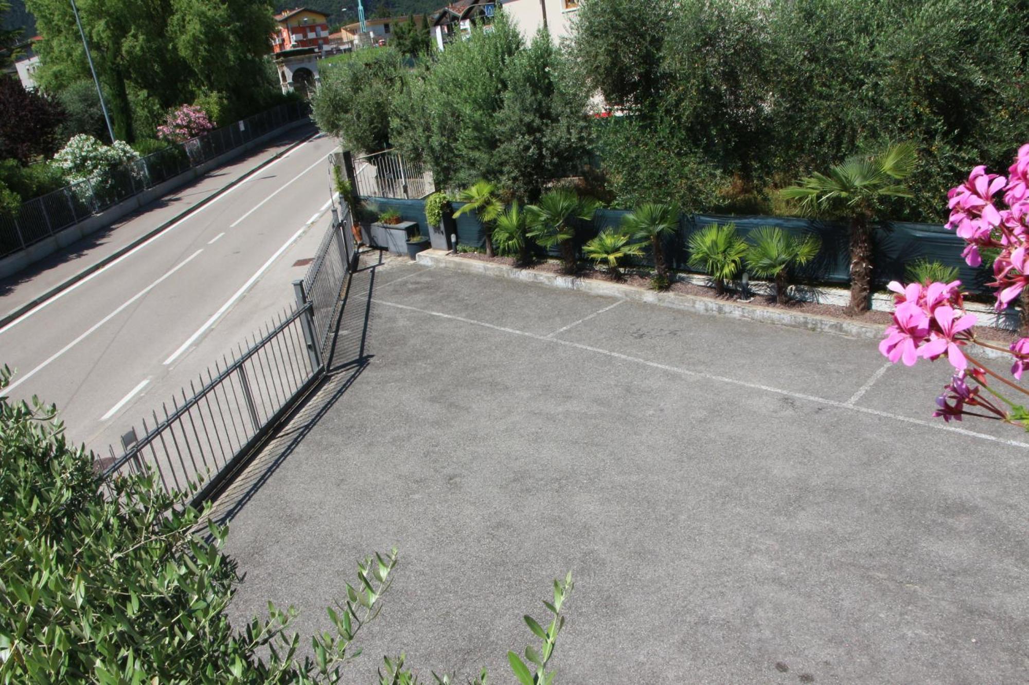 B&B Casa Wanda Since 1999 Riva del Garda Esterno foto