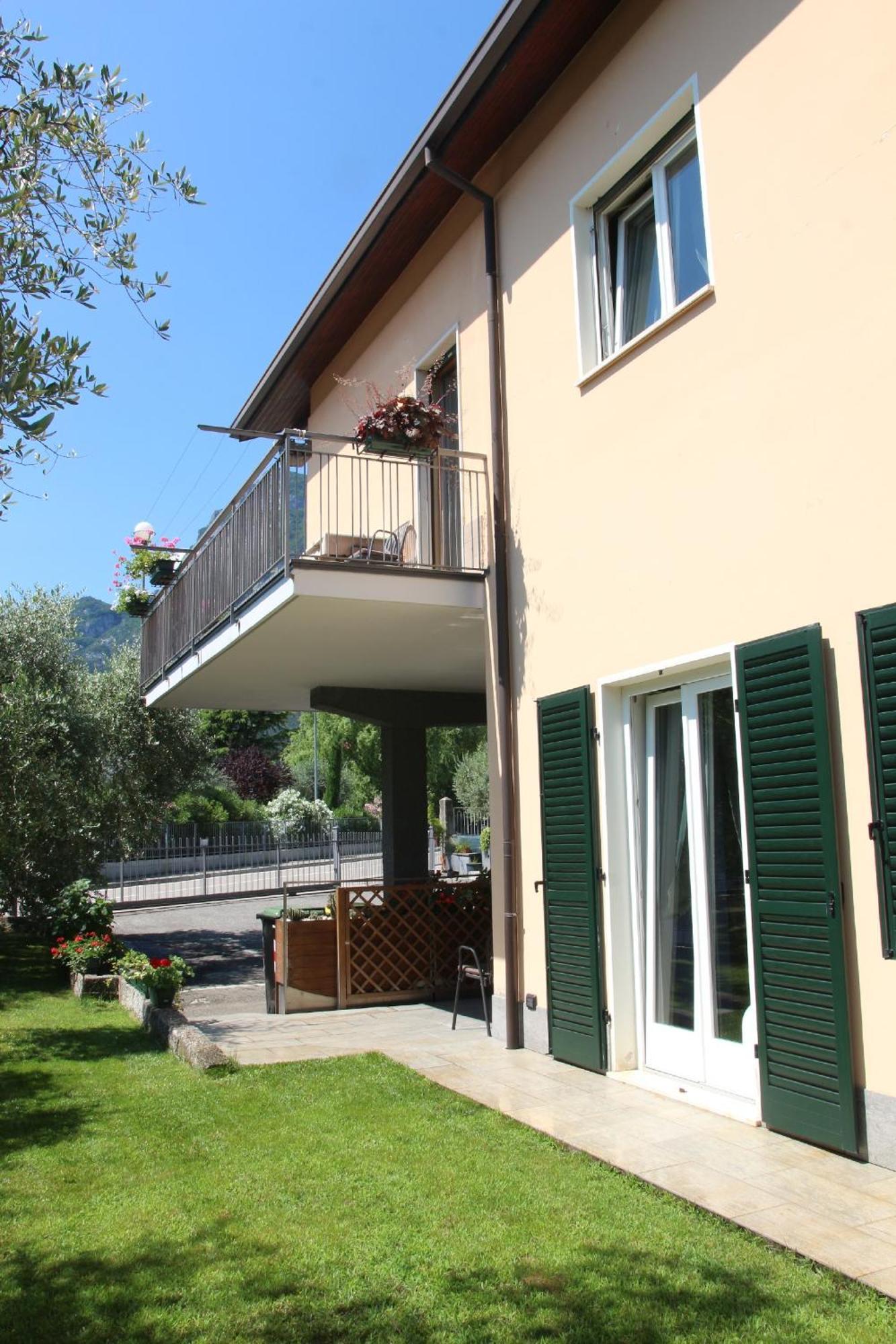 B&B Casa Wanda Since 1999 Riva del Garda Esterno foto
